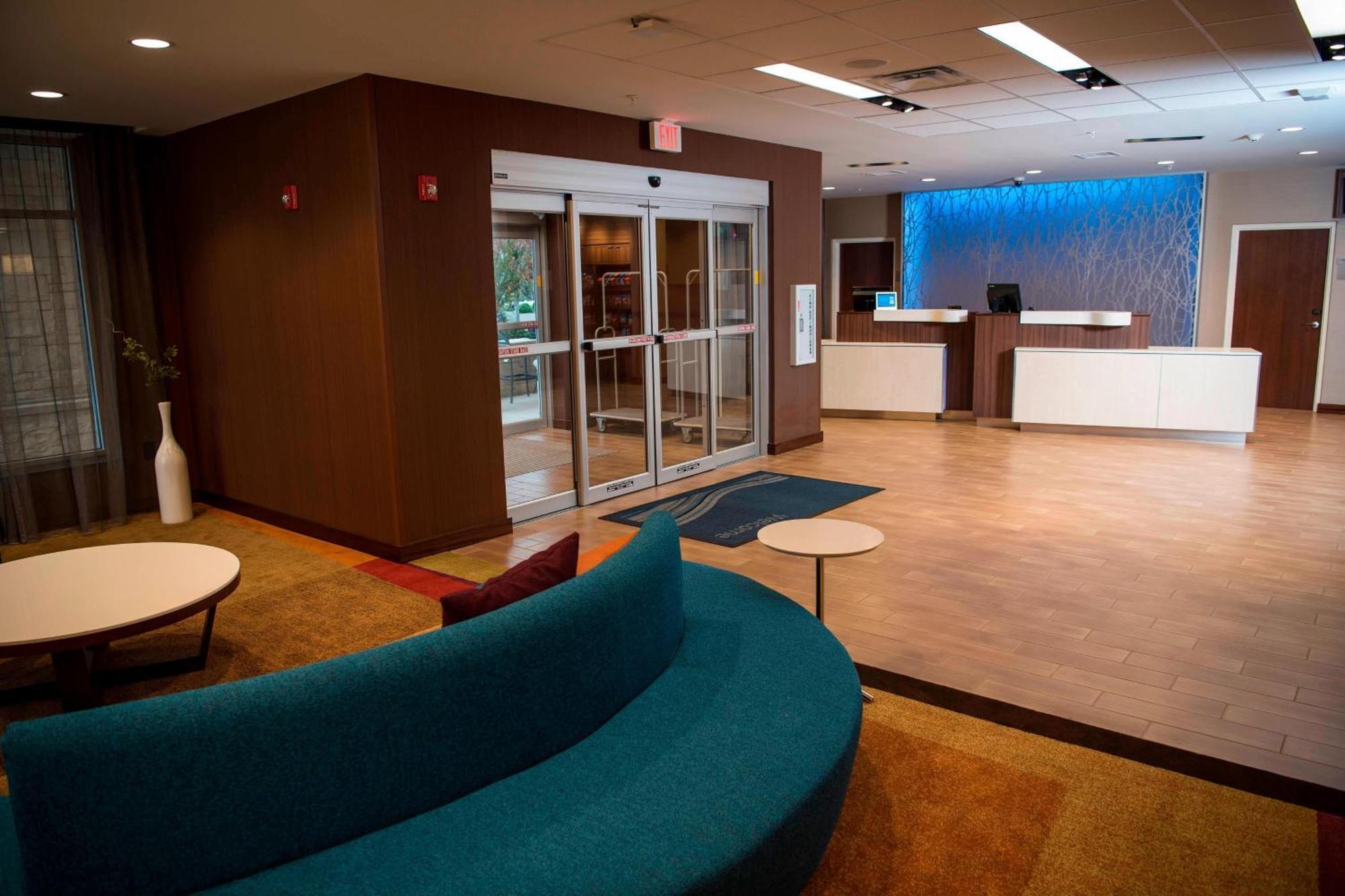 Fairfield Inn & Suites By Marriott Cincinnati Uptown/University Area Exterior foto